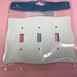 - Brainerd Triple Switch Plate Cover
